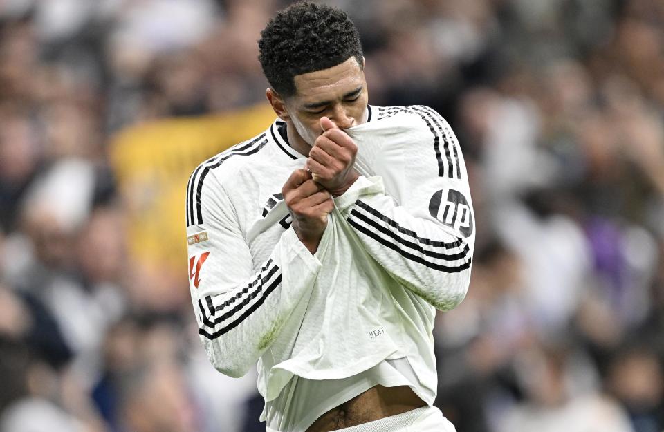 内马尔那些骚操作名场面瞬间，不愧是把任加足球发扬光大球星之一