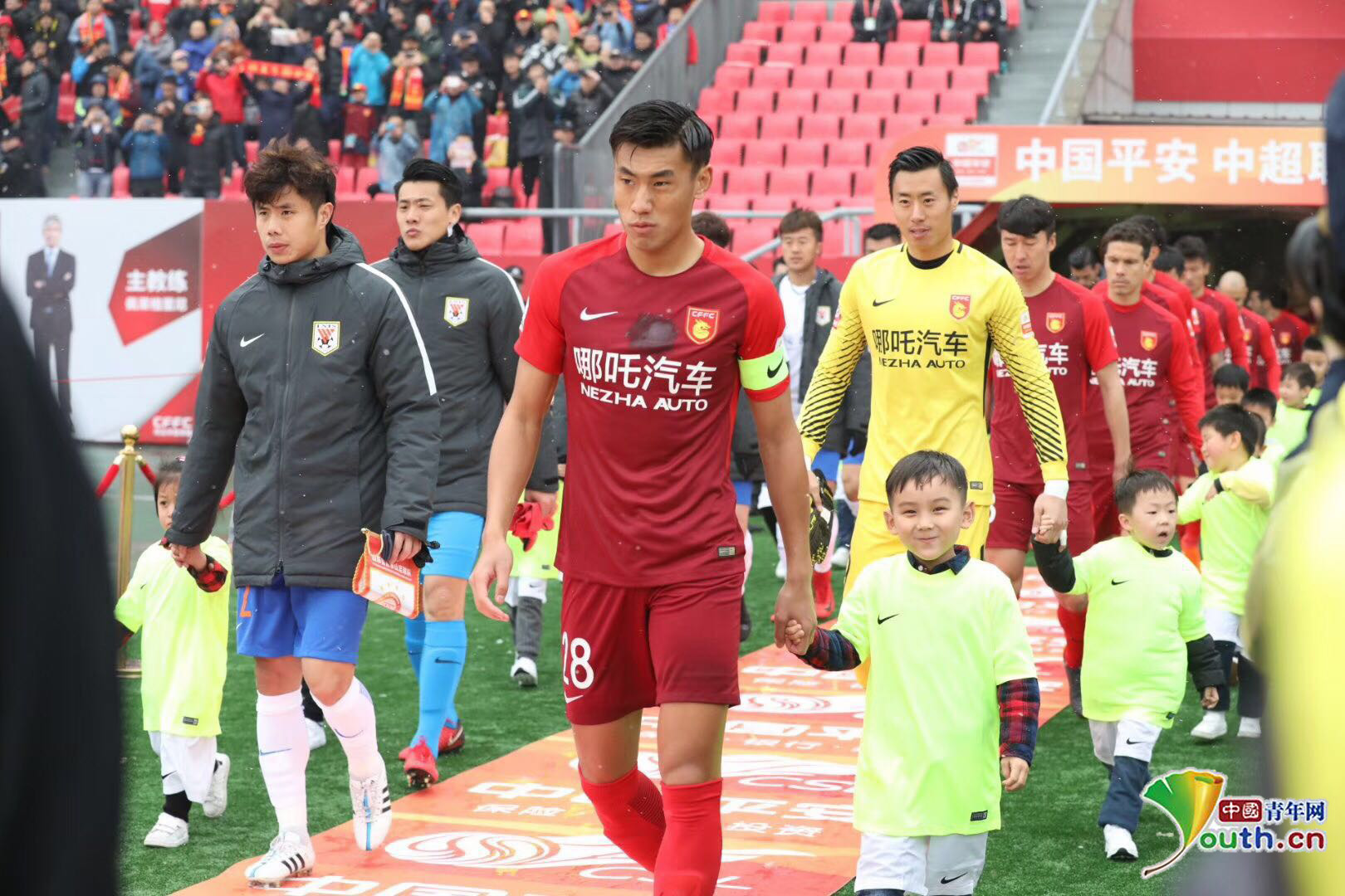 意媒：裁判协会认为米兰vs拉齐奥VAR介入错误，并将予以停职（意媒：裁判协会认定米兰战拉齐奥VAR介入失当，相关裁判将被停职）