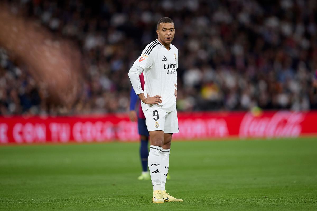 里程碑！亚历山大生涯总得分突破12000分大关