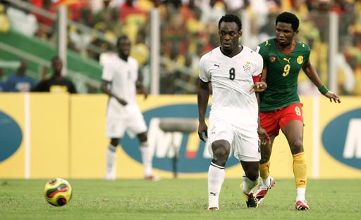 半场：热那亚1-1佛罗伦萨，厄斯蒂高破门，古德蒙德松点射