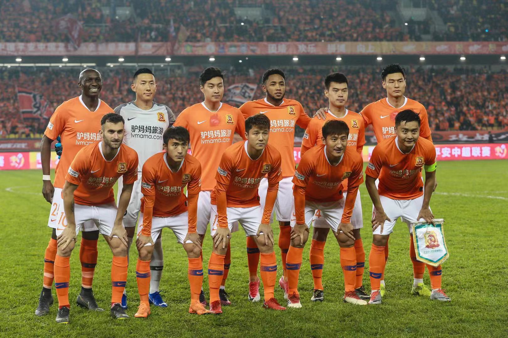 国际友谊赛半场：权赫圭头球造险，韩国0-0加纳（国际热身赛半场：权赫圭头球制造威胁，韩国与加纳0-0暂平）