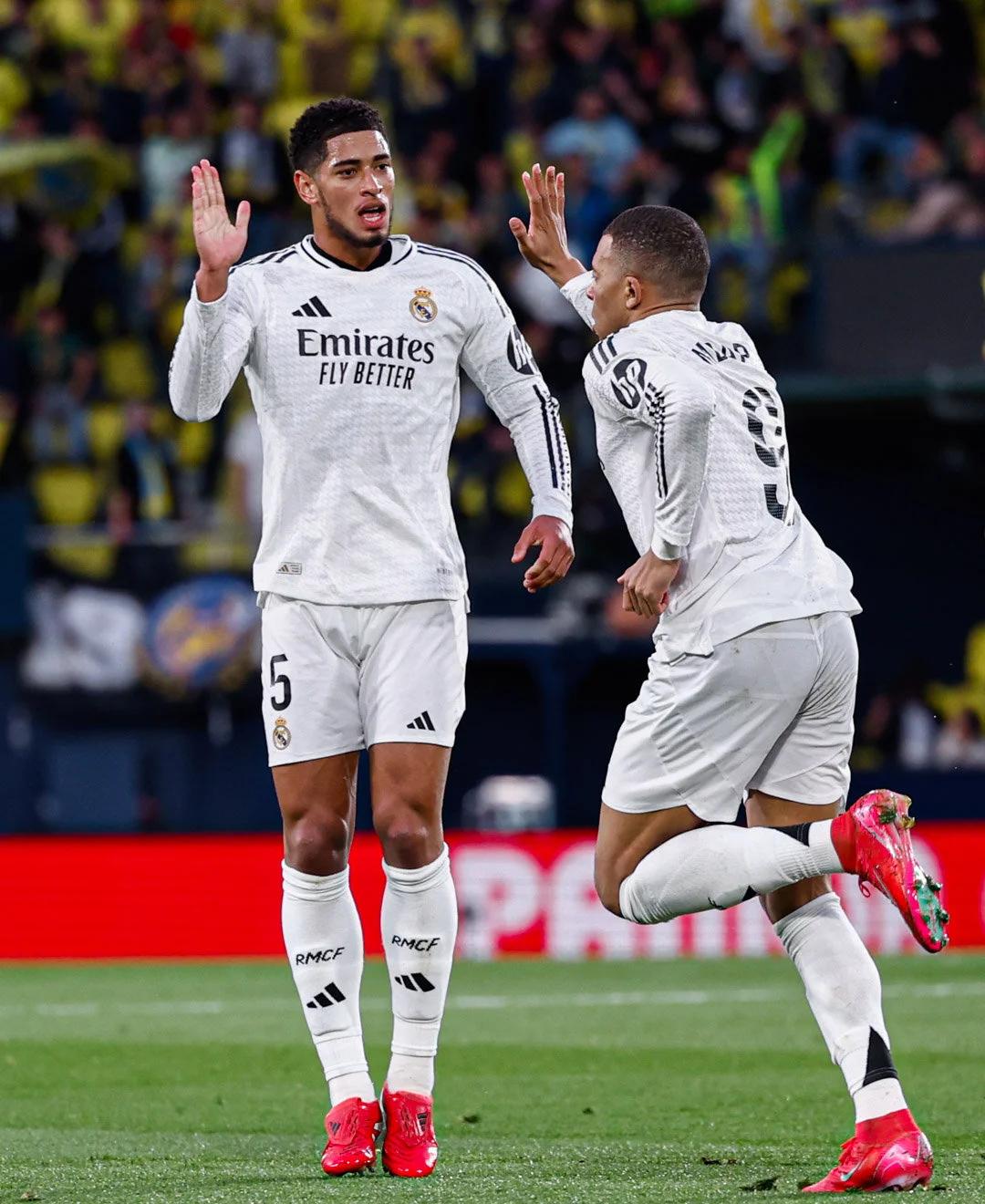 记者：谢什科表达了加盟曼联的愿望，但需更多时间做最终决定